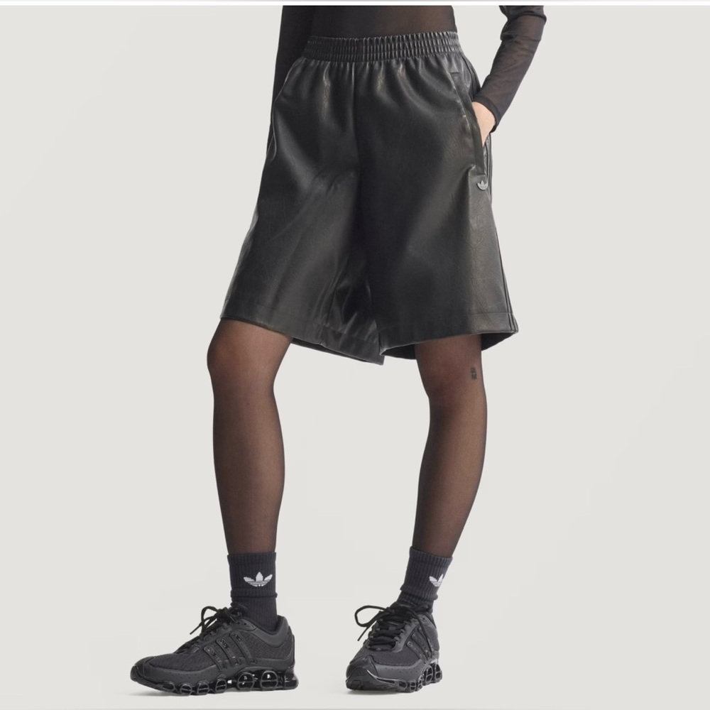 Adidas Pleather Firebird Oversized Jort Utility Black JW7327 Leather Short XL